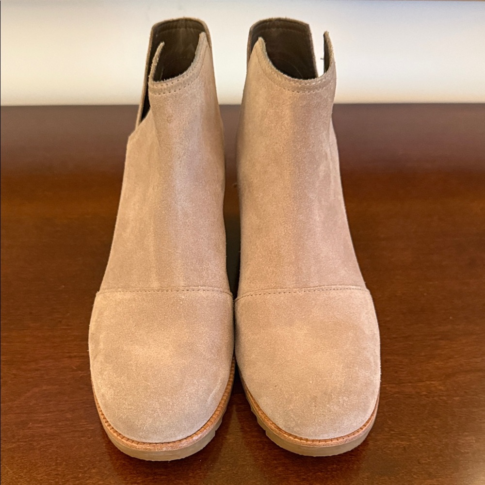 Sorel Women’s Cate Cutout Waterproof Ankle Booties in Taupe/Ash Suede - Picture 5 of 5